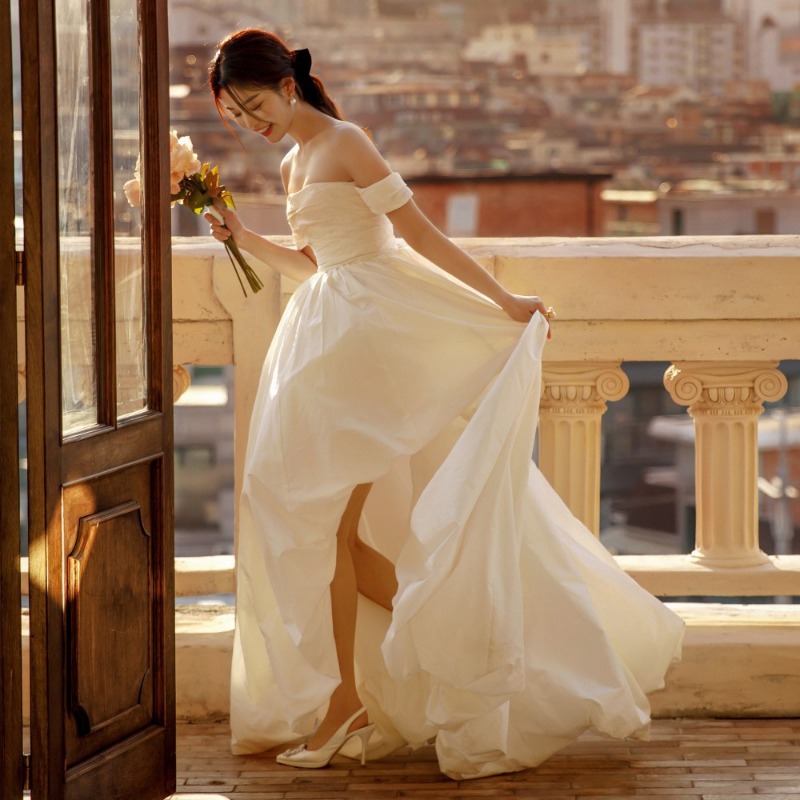 One Shoulder Strapless Simple  - đánh giá và giá Photography Natural Lighting