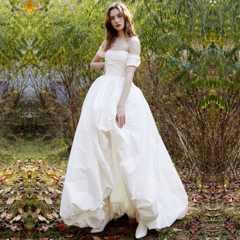 One Shoulder Strapless Simple  - đánh giá và giá Photography Natural Lighting