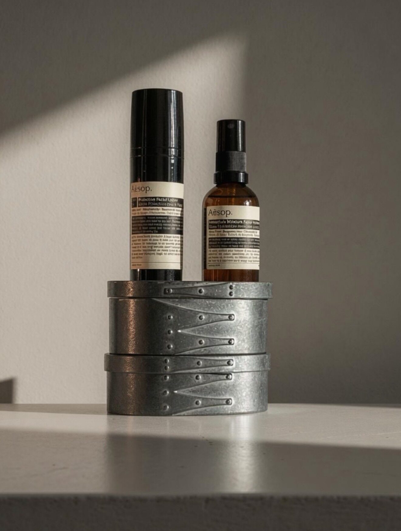 Luxurious Vintage Metal Summer - đánh giá và giá Photography Vintage Style