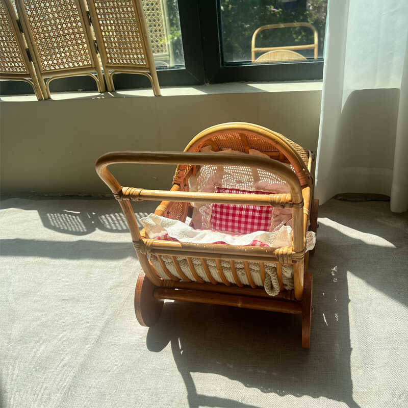 Woven Rattan Baby Stroller Vin - đánh giá và giá Photography Vintage Style
